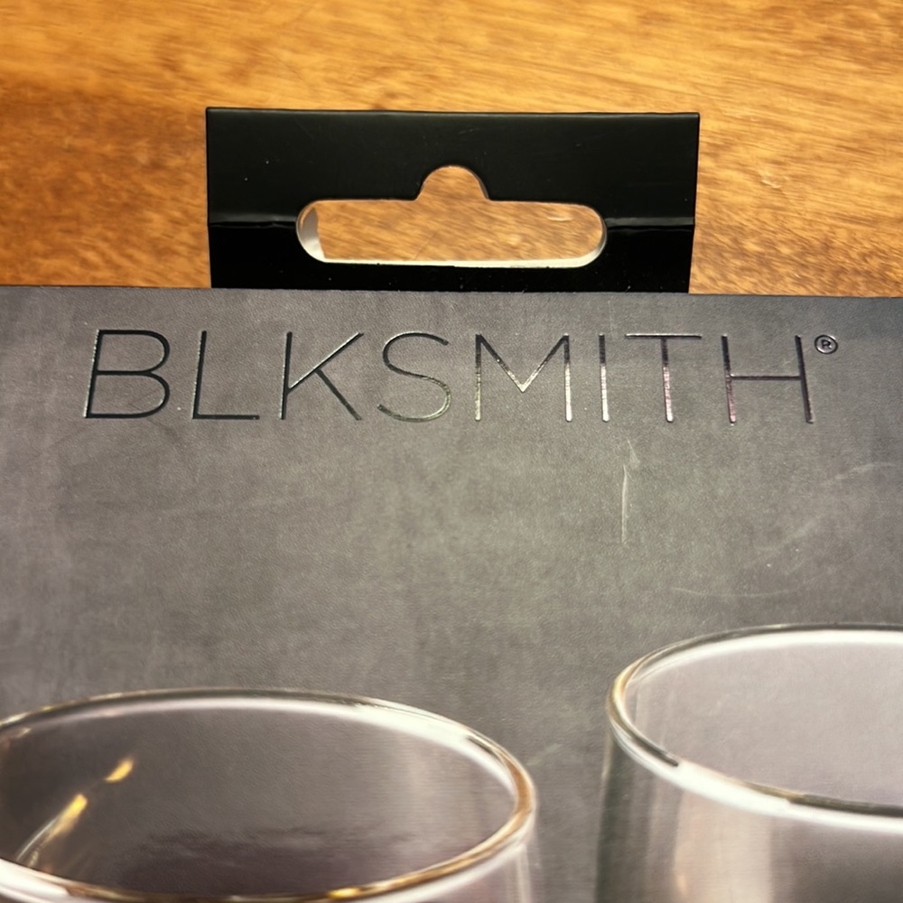 NWT BLKSMITH liquor stones. Set of 9 cubes. Includes canvas carrying pouch. - Picture 4 of 7
